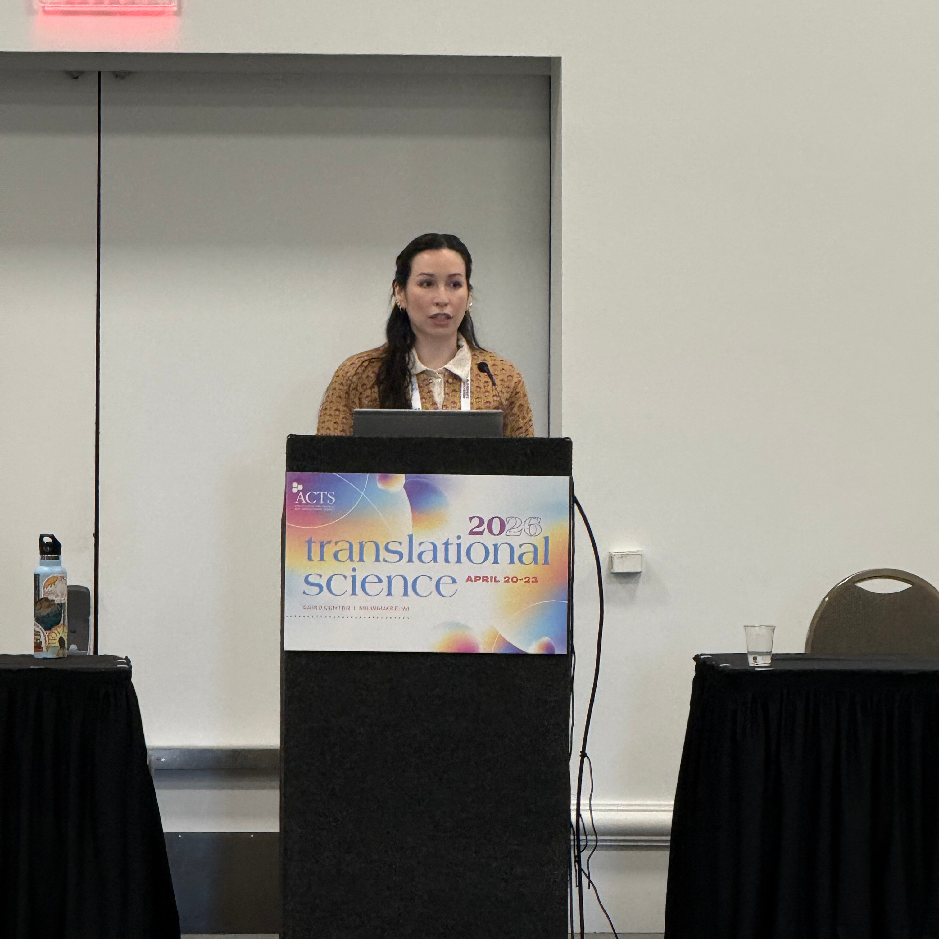 Kelsey Leong, UW Department of Bioengineering: Top 50 Poster with oral poster presentation, "Patient-Centered Design of Immunosuppressant Point-Of-Care Tests for Transplant Recipients in Remote Settings"